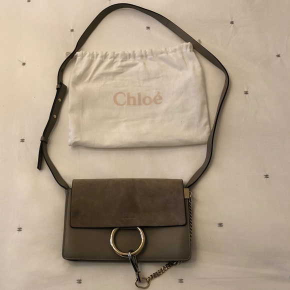 Chloé Faye Small Leather Crossbody Bag - Picture 4 of 8